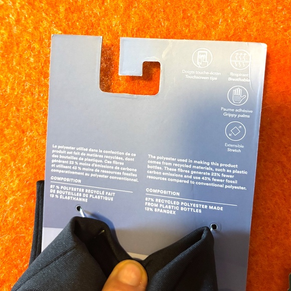 Black multi-purpose touch-screen gloves NWT - Picture 5 of 8